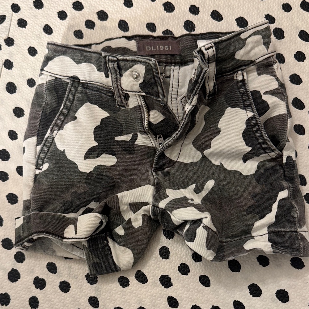 DL1961 toddler Camouflage Shorts
